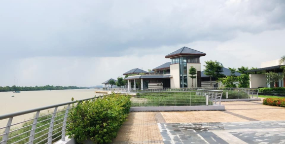 ***** SWANCITY LE CENTRE ******