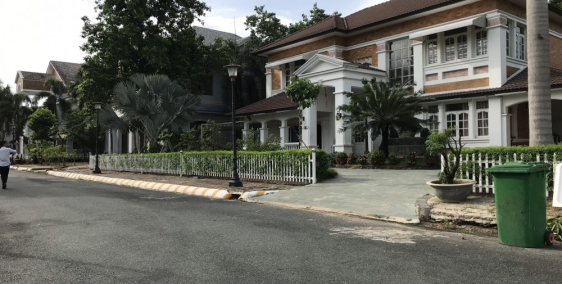 Biệt thự 800m²,liền kề sân Golf sông bé,Bình Dương