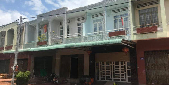 Nhà TTTM Ngãi Giao. Vị trí Kinh Doanh Mua bán ok