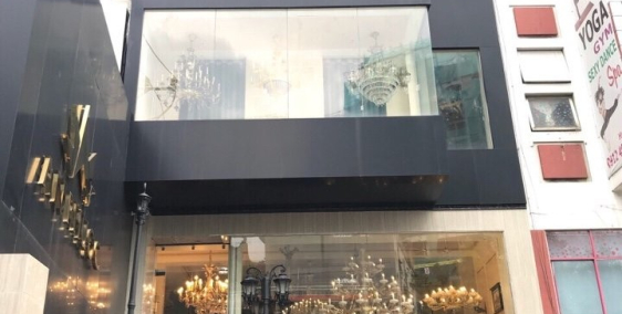 Cần bán gấp Khách sạ mặt tiền  Nguyễn Xí,  p13, quận Bình Thạnh,  đoạn đẹp nhất