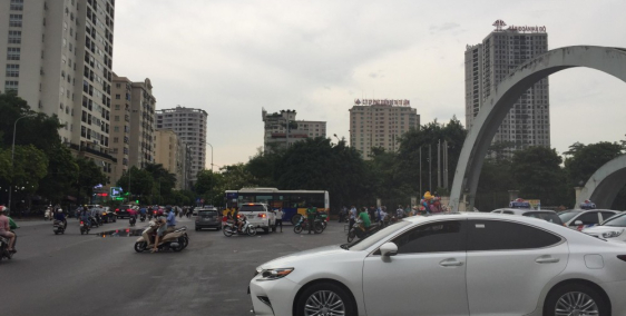 Bán nhà mặt phố Trần Đăng Ninh, gần công viên Cầu Giấy