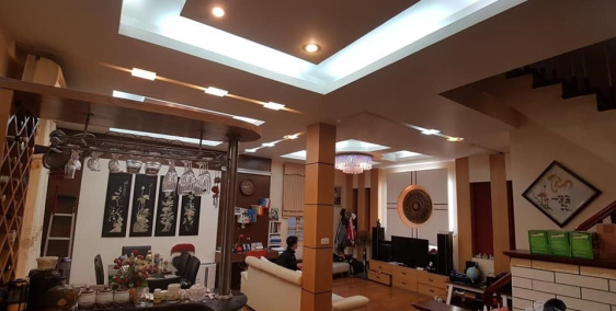 Bán nhà siêu VIP phố Trung Kính, KD siêu đỉnh, ô tô vào nhà, giá siêu đẹp: 7,5tỷ