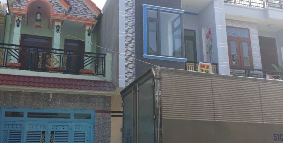 Bán nhà 1 trệt 1 lầu giá rẻ,gần ngã tư 550,tân đông hiệp,dĩ an,bình dương.75m,