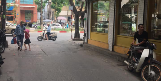 Cần bán nhà phố Láng Hạ, Đống Đa, Ba Đình, Hà Nội giá hợp lý.