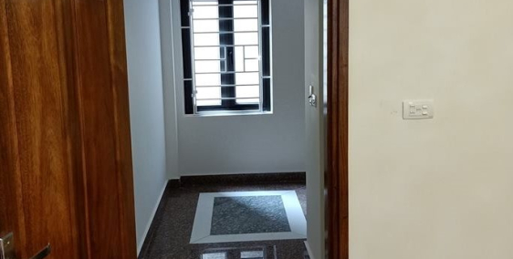 Bán nhà mặt phố Hòa Mã, Hai Bà Trưng 46m2, 5 tầng, mặt tiền 4.8m, LH: 0911150258