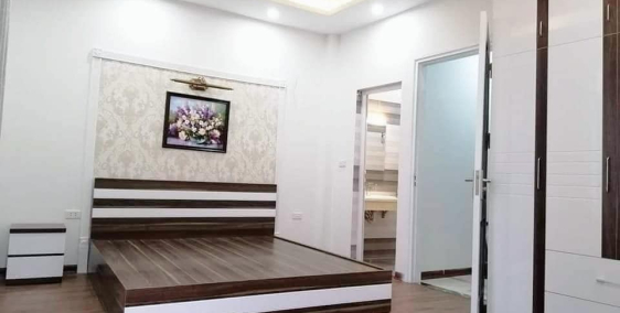 Bán Gấp Nhà Phố Võ Thị Sáu, Hai Bà Trưng 50m2x5T, Giá 4.2 tỷ. Lh 0904477726