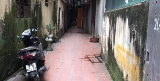 Bán nhà Hoàng Mai, ngõ 143 Nguyễn Chính 1,5 tỷ, 75m2. oto vào