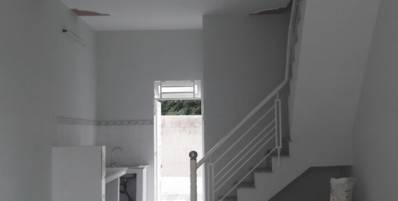 BÁn nhà mặt tiền ngay gần ủy ban,trường học gía 750tr