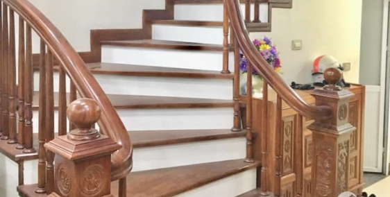 74m 5 tầng khu phân lô VIP Ngọc Lâm gara ô tô giá 8,5 tỷ. Lh 0903440669