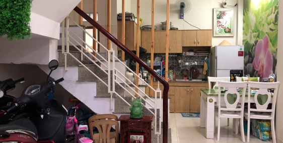 Bán nhà 4 tầng đường Nguyễn Tiểu La, Quận 10. 38m2, giá 5,3 tỷ(TL).