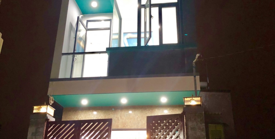 Bán nhà 1 trệt 2 lầu, 4pn 4wc giá rẻ , xe hơi vi vu Võ văn hát, Long trường,Q9