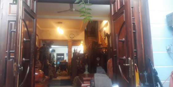 nhà 1T2L ốp sàn gỗ cao cấp,tăng nhơn phú B,quận 9,dt 90 m2.