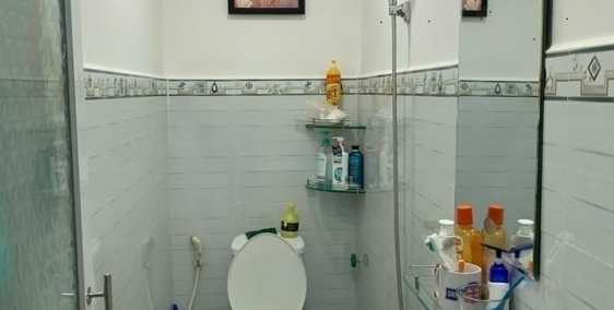 Bán nhà Trần Hưu Trang, Phú Nhuận 56m2, HXH, giá 4.3 Tỷ.