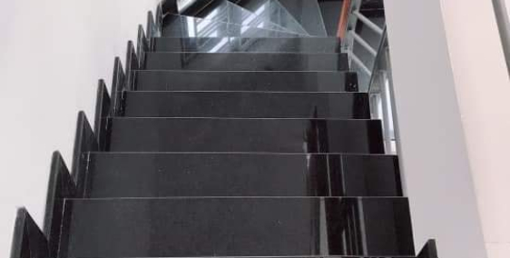 Nhà mặt tiền Phùng Văn Cung, Phú Nhuận 52m2, 3 lầu, giá chỉ 6 tỷ.