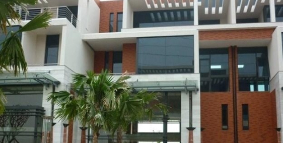 Bán nhà Mt Hồ Biểu Chánh, DT: 5x18m, 4 tầng, Giá 17 tỷ