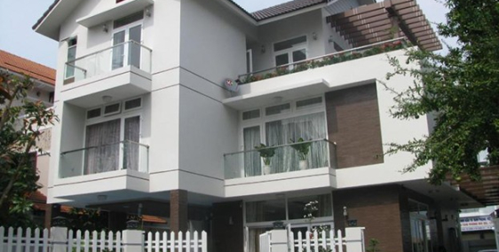 Cần bán Biệt thự 2 mặt tiền 305 Nguyễn Trọng Tuyển, P.10, Q.Phú Nhuận