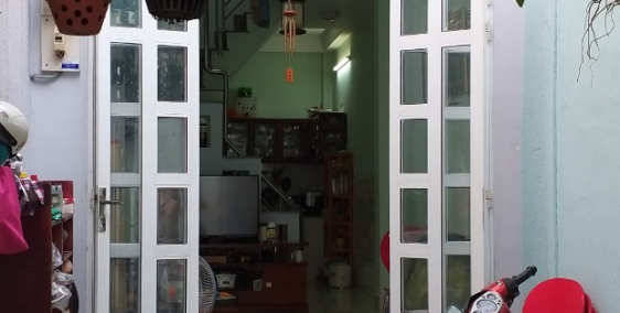 Cần bán nhà vị trí đẹp số 536 đường Âu Cơ, P 10, Tân Bình, tp HCM.