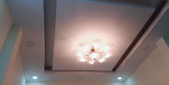 Bán nhà 3 tầng, đường Phạm Văn Hai, Quận Tân Bình. 45m2, giá 5,4 tỷ.