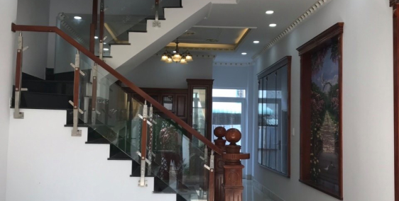 Bán nhà 1trệt 2lầu.đường 49. Phường hiệp bình chánh. Giá 4,7 tỷ