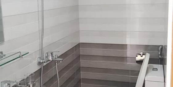 BÁN NHÀ ĐẸP SIÊU HÓT PHỐ GIANG VĂN MINH GIÁP GIỮA PHỐ KIM MÃ TRUNG TÂM QUẬN; BA