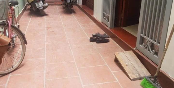 Cần bán căn nhà siêu đẹp phố La Thành 34m2*5 tầng, nội thất long lanh, giá 4,5ty