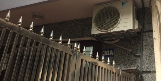 BÁN NHÀ GẤP CẦU GIẤY- CHỈ VIỆC XÁCH VALI ĐẾN Ở