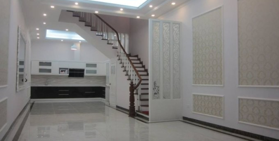 BÁN NHÀ MẶT PHỐ HOÀNG SÂM, ĐƯỜNG RỘNG, CÓ VỈA HÈ, KINH DOANH TỐT