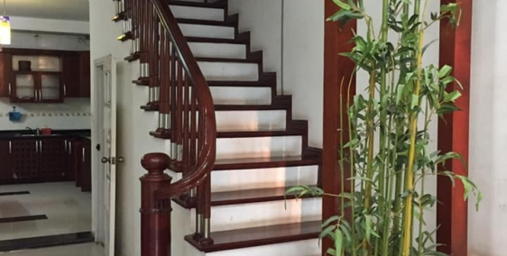 Bán nhà riêng đường Quan Hoa  kinh doanh tốt otô đỗ cửa giá chỉ 6,5 tỷ