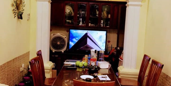 Cực Phẩm, Hào Nam 40m2 ,6 tầng, mt 4m, Ô Tô Vào, Kinh Doanh Đỉnh, 6,5 Tỷ