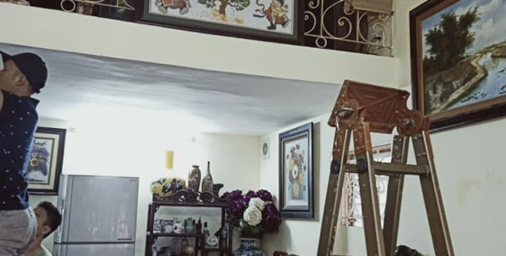 NHÀ NHỎ XINH NHỈNH 2 TỶ CĂN LÔ GÓC - GẦN RA ĐƯỜNG Ô TÔ TRÁNH NHAU.