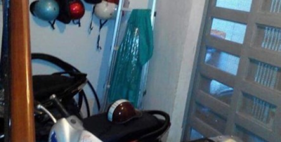 Bán nhà Đê La Thành - Diện tích RỘNG - Giá RẺ