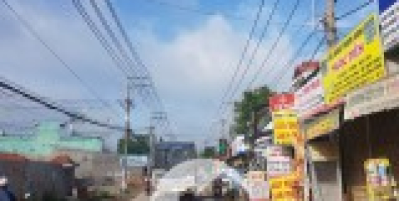 TÔI CẦN BÁN CĂN NHÀ NGAY CHỢ ĐỨC HÒA, ĐỐI DIỆN TIỆM VÀNG THẾ LAI 4*20M, 1,7 TỶ