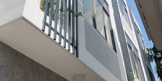 Nhà 2 tỷ 560tr Quang Trung Hà Đông 32m 4 tầng ĐN 0587918890