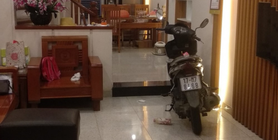 Bán nhà Đền Lừ 46m2, 5 tầng, ô tô cách 20m, chỉ 2.8 tỷ, LH 0942216262