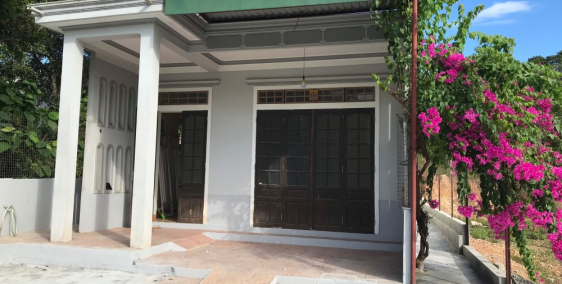 Hãy Định Ra 1 Ngày Sửa Chữa Để Biến Căn Nhà Này Thành Thiên Đường Của Bạn.