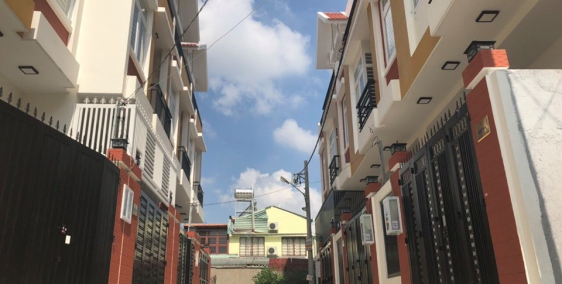 Bán Nhà Hóc Môn 53,3m2 Ngang 4,1m – 2,4 Tỷ Lh 0948659803