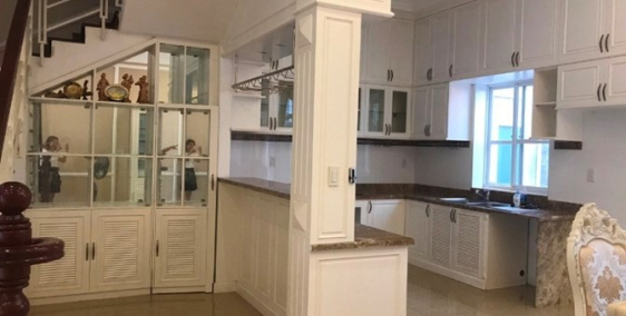 Bán gấp khách sạn 7 lầu MT Đường Bùi Viện, Quận 1. Vị trí đẹp gần Gần Trần Hưng