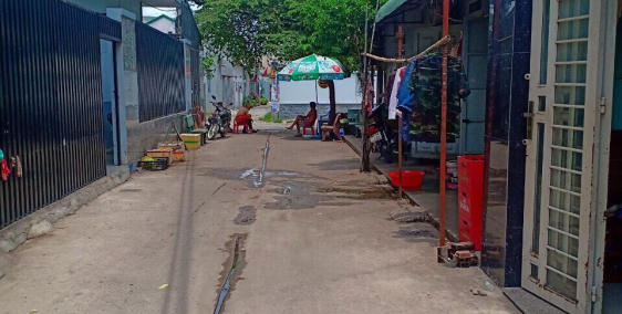 Nhà 2 Lầu 1 Trệt Đúc TCH,Q12,Hẻm Bê Tông 5m thông,DT: 4,5x18,Giá 1 tỷ 59 tl,