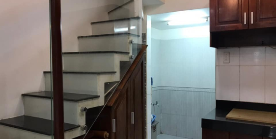 Nhà Đẹp Q5 giáp Q1 dt 3mx10m 3 lầu, 2pn, GIÁ RẺ 0901392122