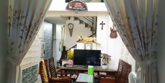 Bán GẤP nhà đẹp Hậu Giang 77m2 – 1 xẹt - ở ngay – giá rẻ 5.5 tỷ.