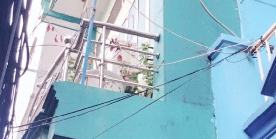 Bán nhà 2 lầu hẻm 3.5m 64 Bùi Văn Ba quận 7 (gần KCX Tân Thuận).