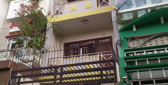 Vợ chồng tôi cần bán nhà mặt tiền đường Bàu Cát 3, phường 14, Tân Bình