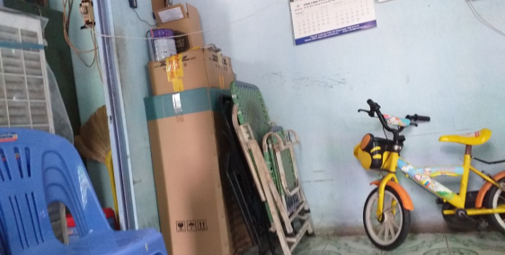 Can ban nha 2 mat tien , cap 4