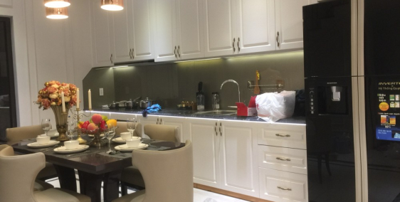 Bán nhà mặt tiền đường Hùng Vương, đường rộng 20m, giá 3.2 tỷ, TP Tân An