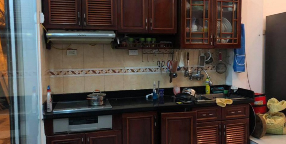 Cần tiền gấp bán trong tháng, nhà 5 tầng Giải Phóng 38m2, MT 4.2m, 4,3 tỷ