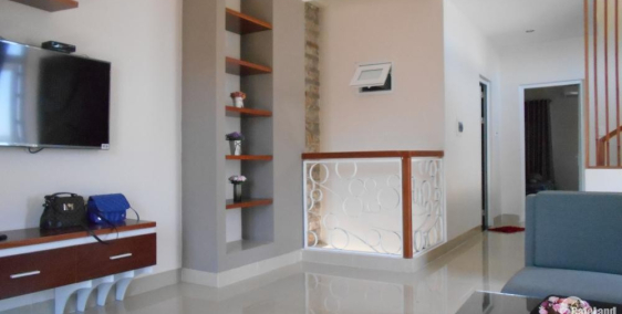 Bán nhà 5 tầng 2,55 tỷ đi 60m ra mặt đường Phạm Văn Đồng , Bắc Từ Liêm