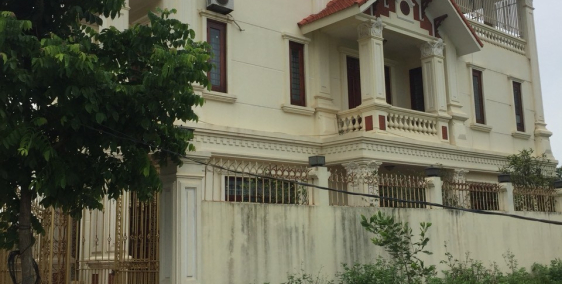 CHO THUÊ BIỆT THỰ NAM ĐẦM VẠC, VĨNH YÊN, 215M2 GIÁ CHỈ 25TR. LH: 0986454393