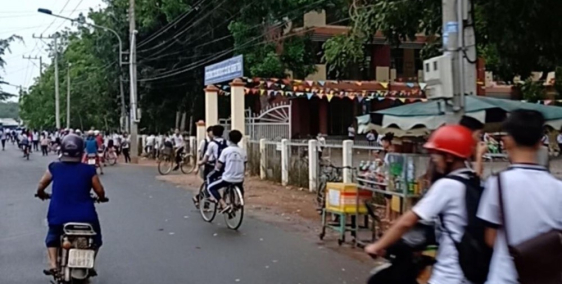 Bán gấp nền đất mặt tiền kinh doanh giá 480tr liên hệ ngay 0842368468