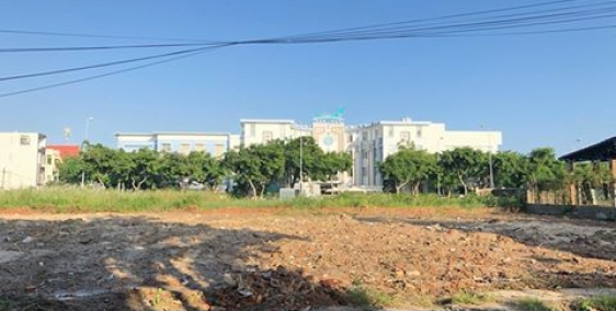 Bán  lô đất 272m2 xây biệt thự, nhà vườn cạnh đường Thăng Long, trường Skyline