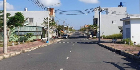 Mở bán 30 nền đất và 10 lô góc